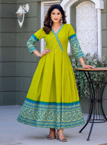 ARADHNA Women Checked Printed V-Neck Embroidered Fit and Flare Maxi Ethnic Dresses